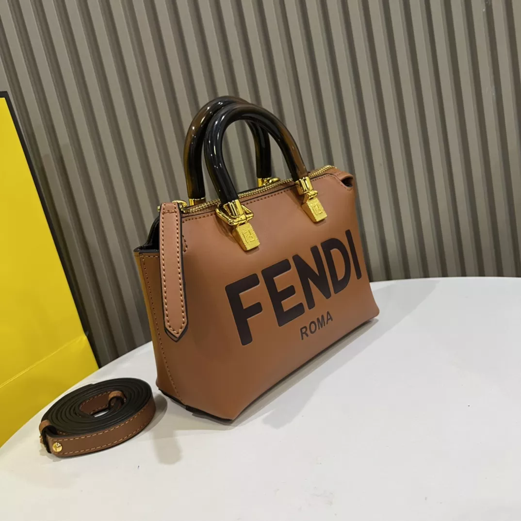 GoAnywhere 7048 Fendi AAA Quality Handbags For Women