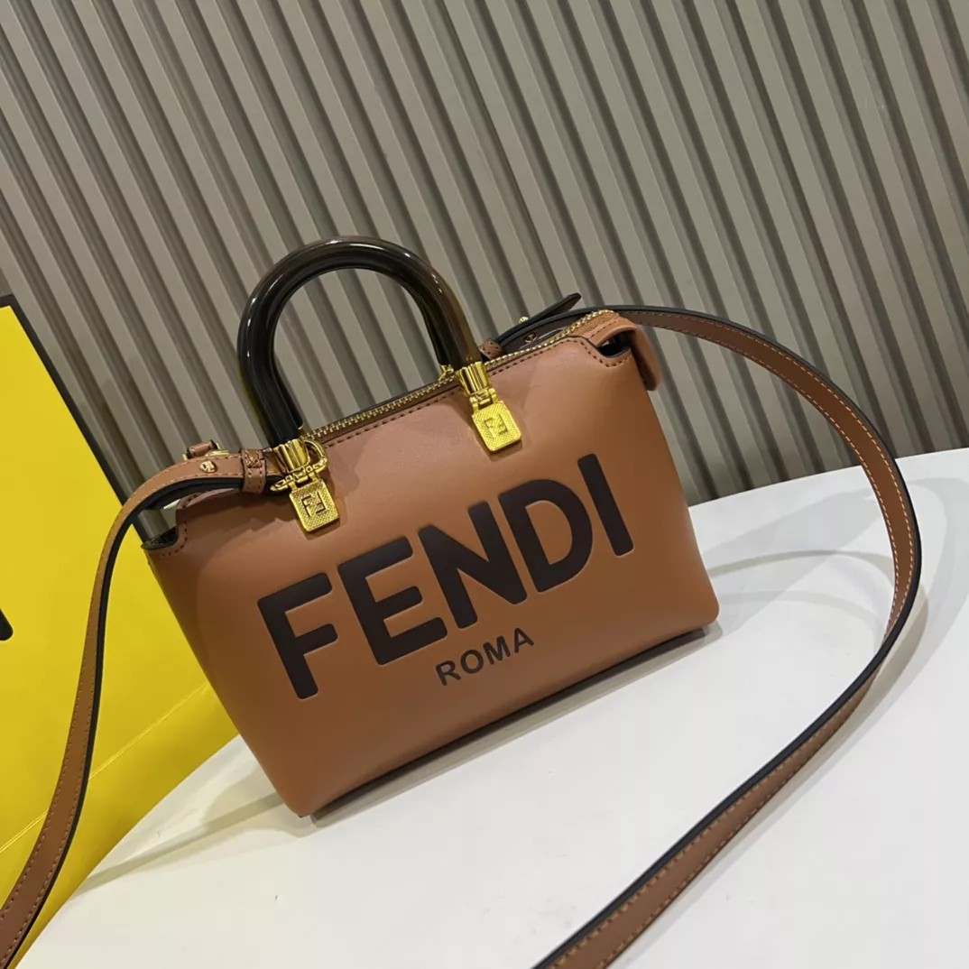 GoAnywhere 7048 Fendi AAA Quality Handbags For Women