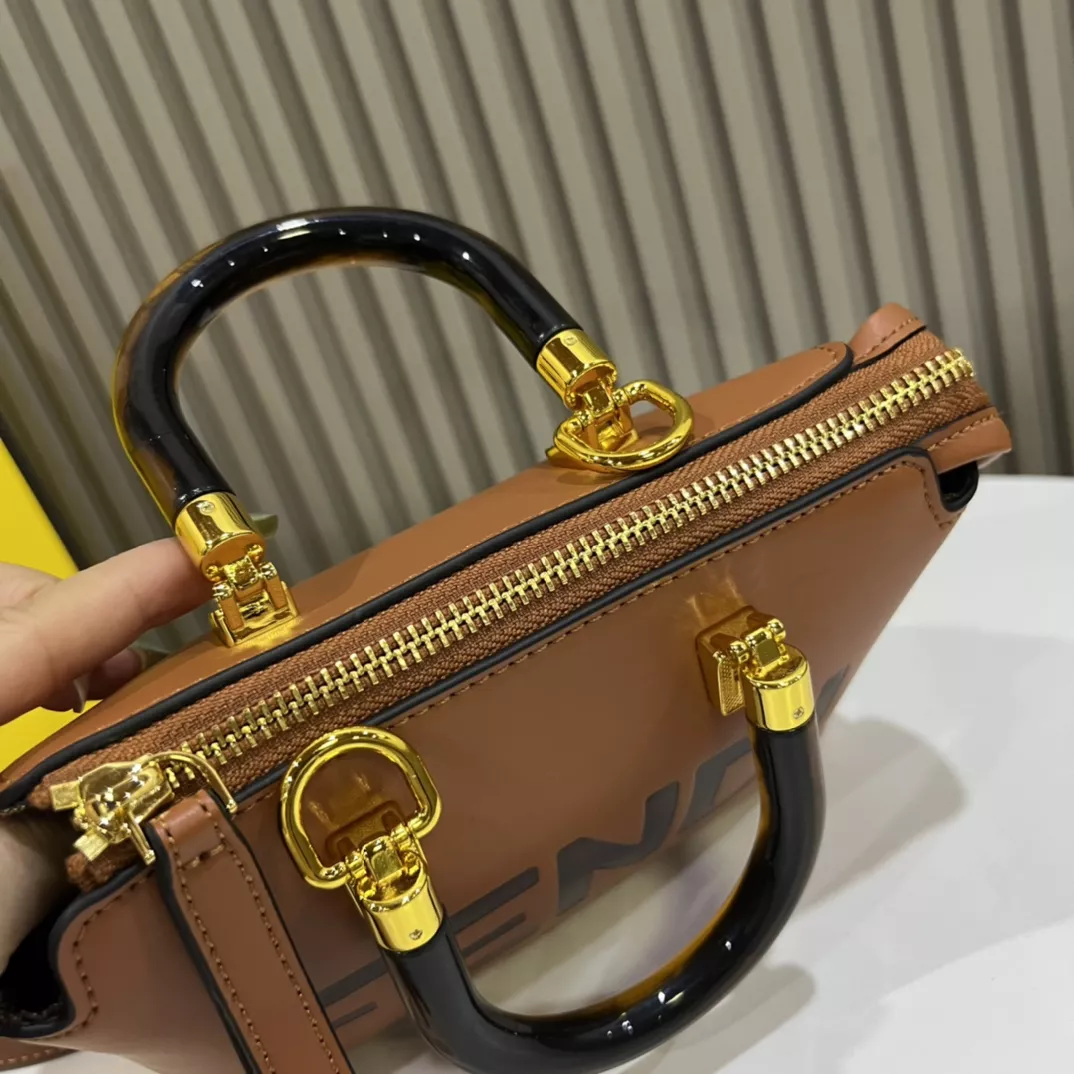 GoAnywhere 7048 Fendi AAA Quality Handbags For Women