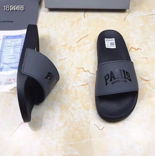 GoAnywhere 723 Balenciaga Slippers For Men