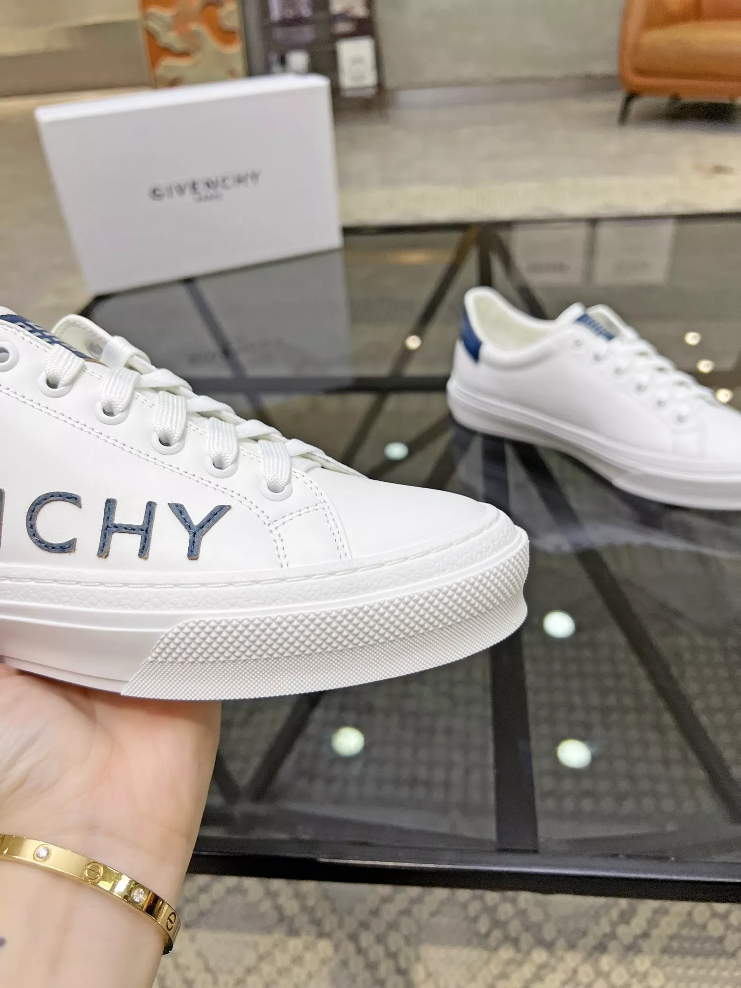GoAnywhere 7284 Givenchy Casual Shoes For Men