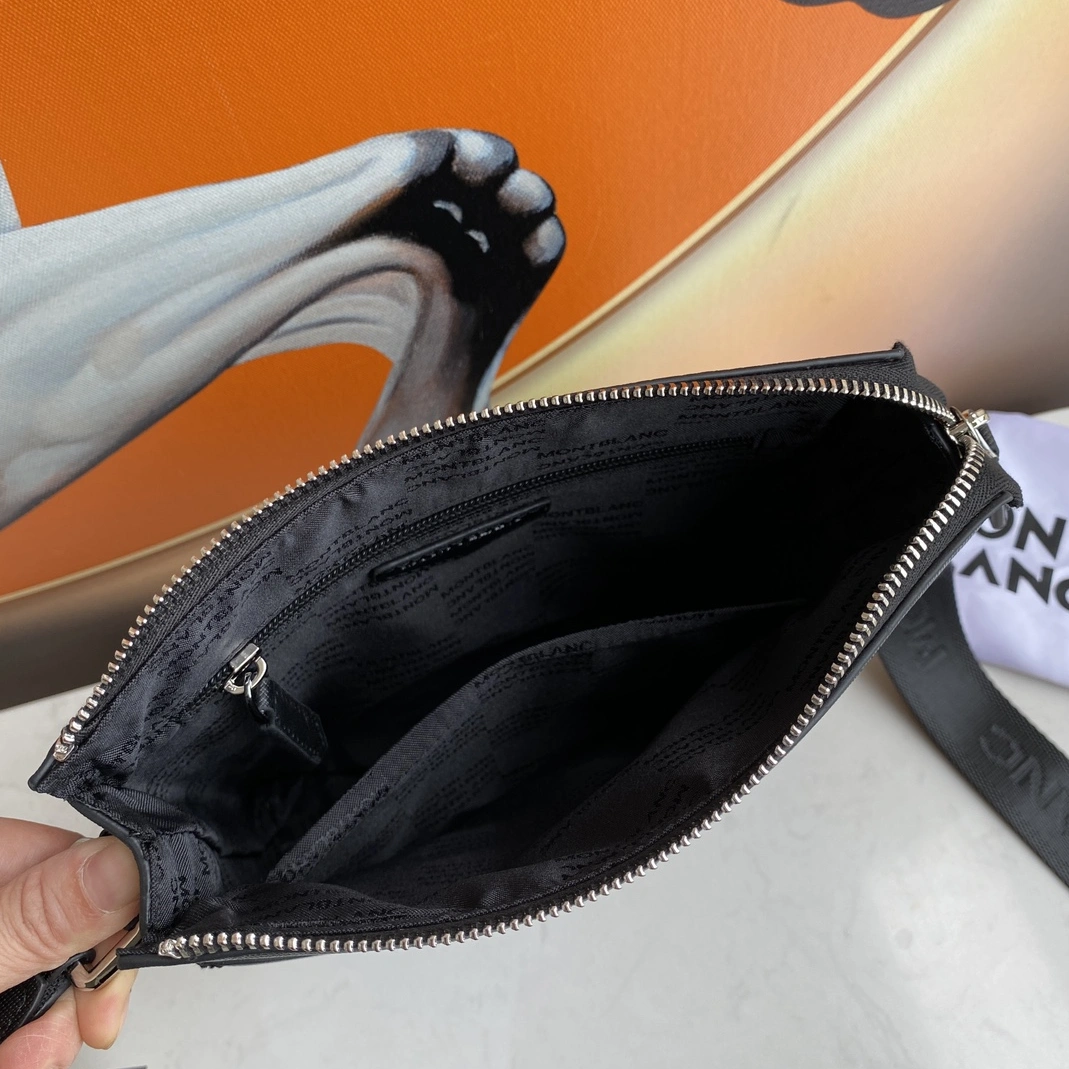 GoAnywhere 7314 Mont Blanc AAA Man Messenger Bags