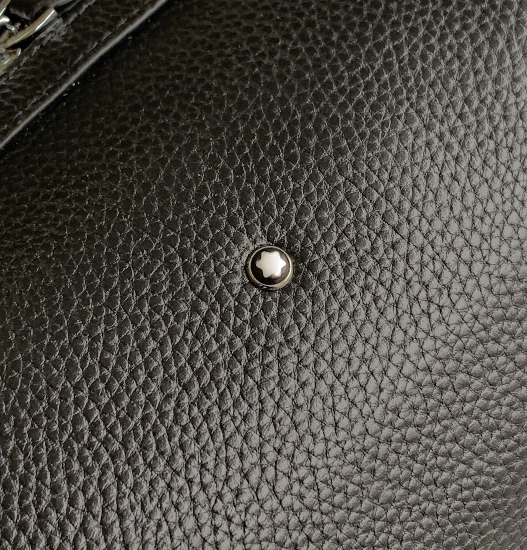 GoAnywhere 7334 Mont Blanc Travel Bags
