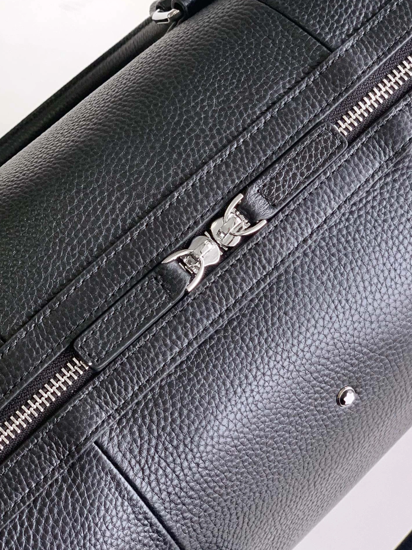 GoAnywhere 7334 Mont Blanc Travel Bags