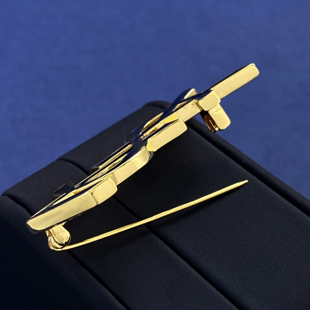 GoAnywhere 7423 Yves Saint Laurent Brooches For Women