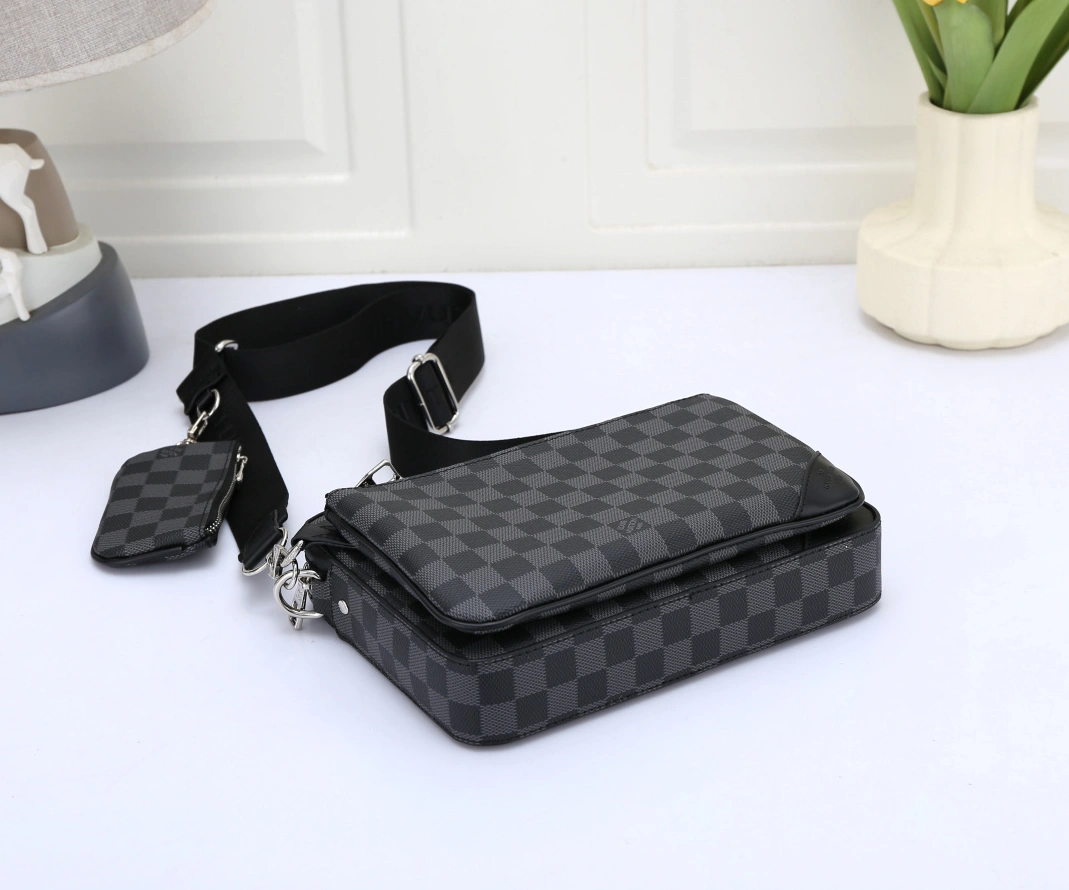 GoAnywhere 7649 Louis Vuitton Messenger Bags For Men