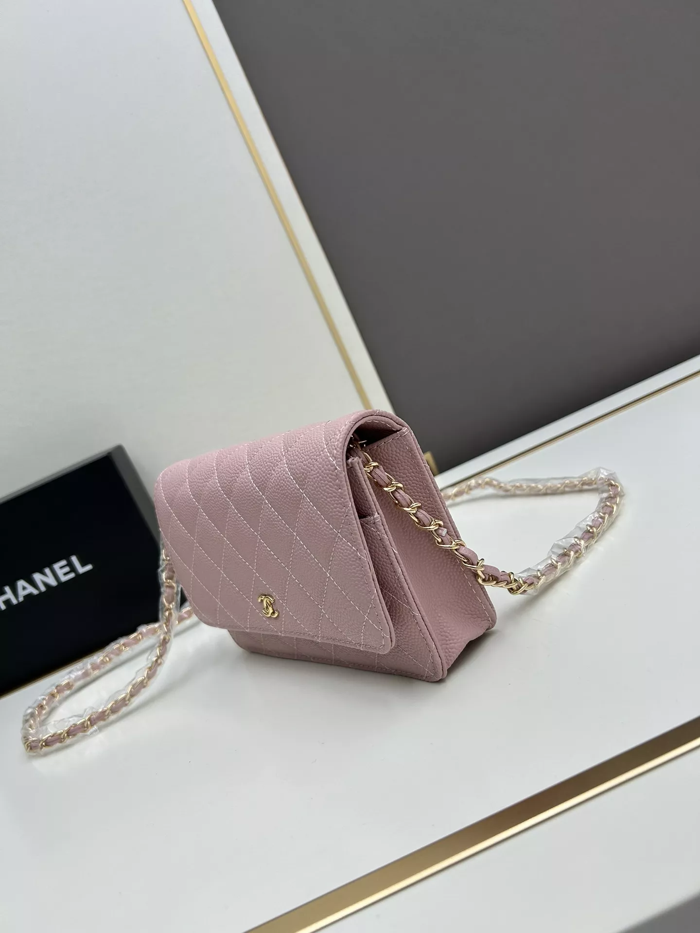 GoAnywhere 7682 Chanel AAA Quality Messenger Bags For Women