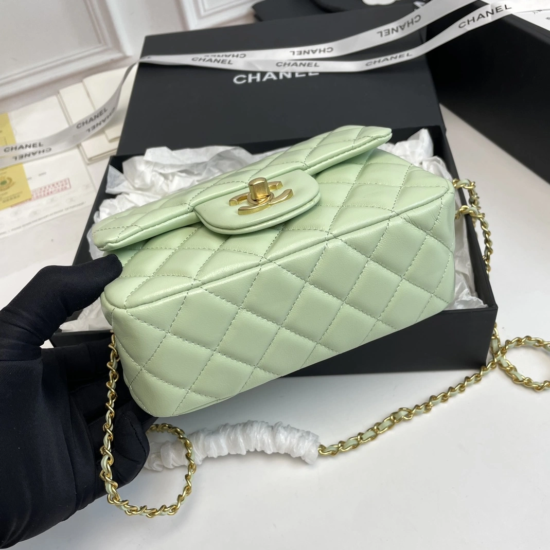 GoAnywhere 770 Chanel AAA Quality Messenger Bags For Women