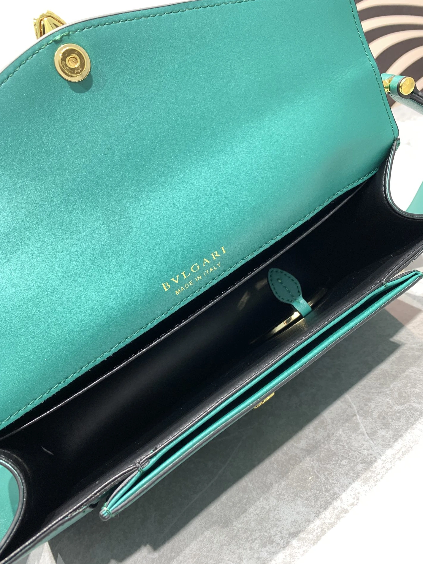 GoAnywhere 7909 Bvlgari AAA Quality Messenger Bags For Women