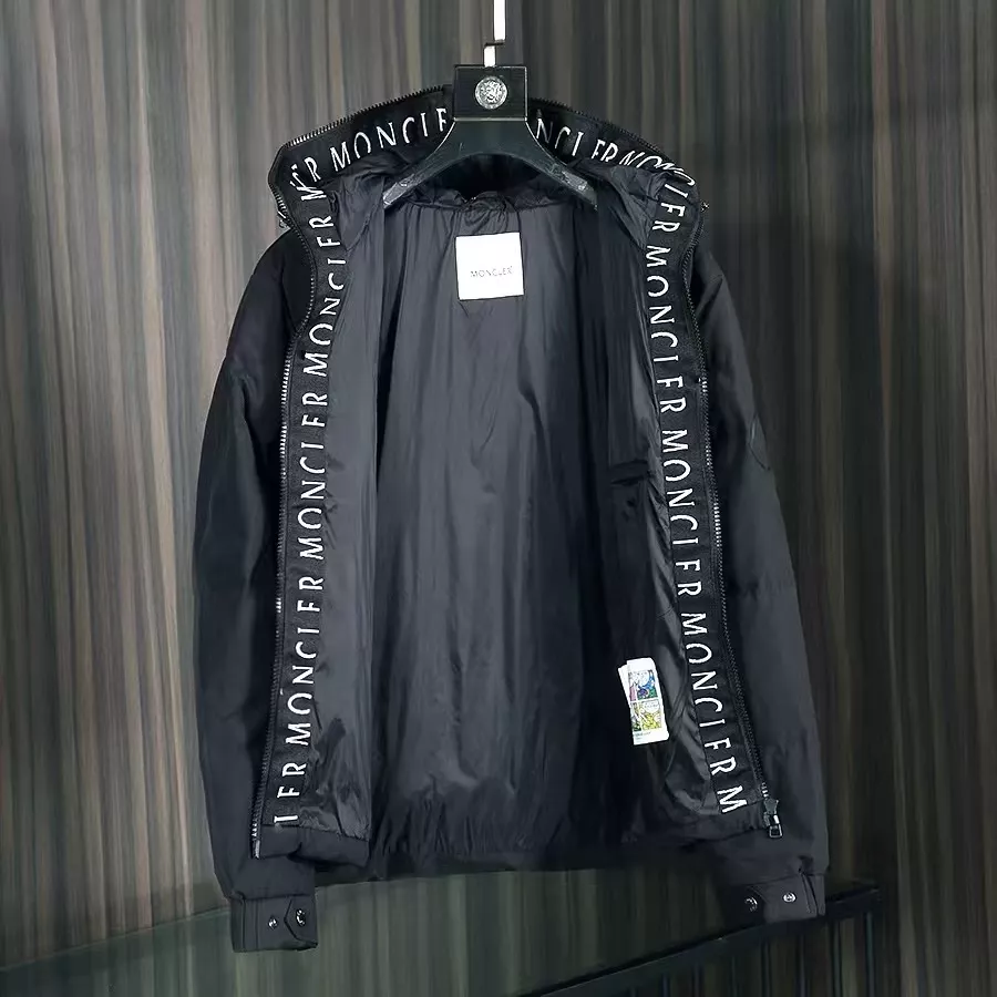 GoAnywhere 7909 Moncler Down Feather Coat Long Sleeved For Men