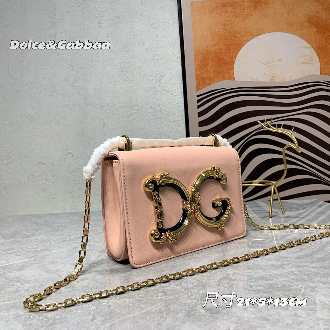 GoAnywhere 7937 Dolce & Gabbana D&G AAA Quality Messenger Bags For Women