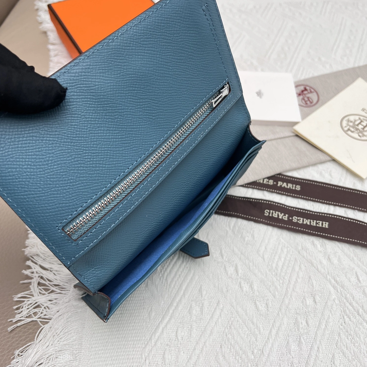 GoAnywhere 8029 Hermes AAA Quality Wallets