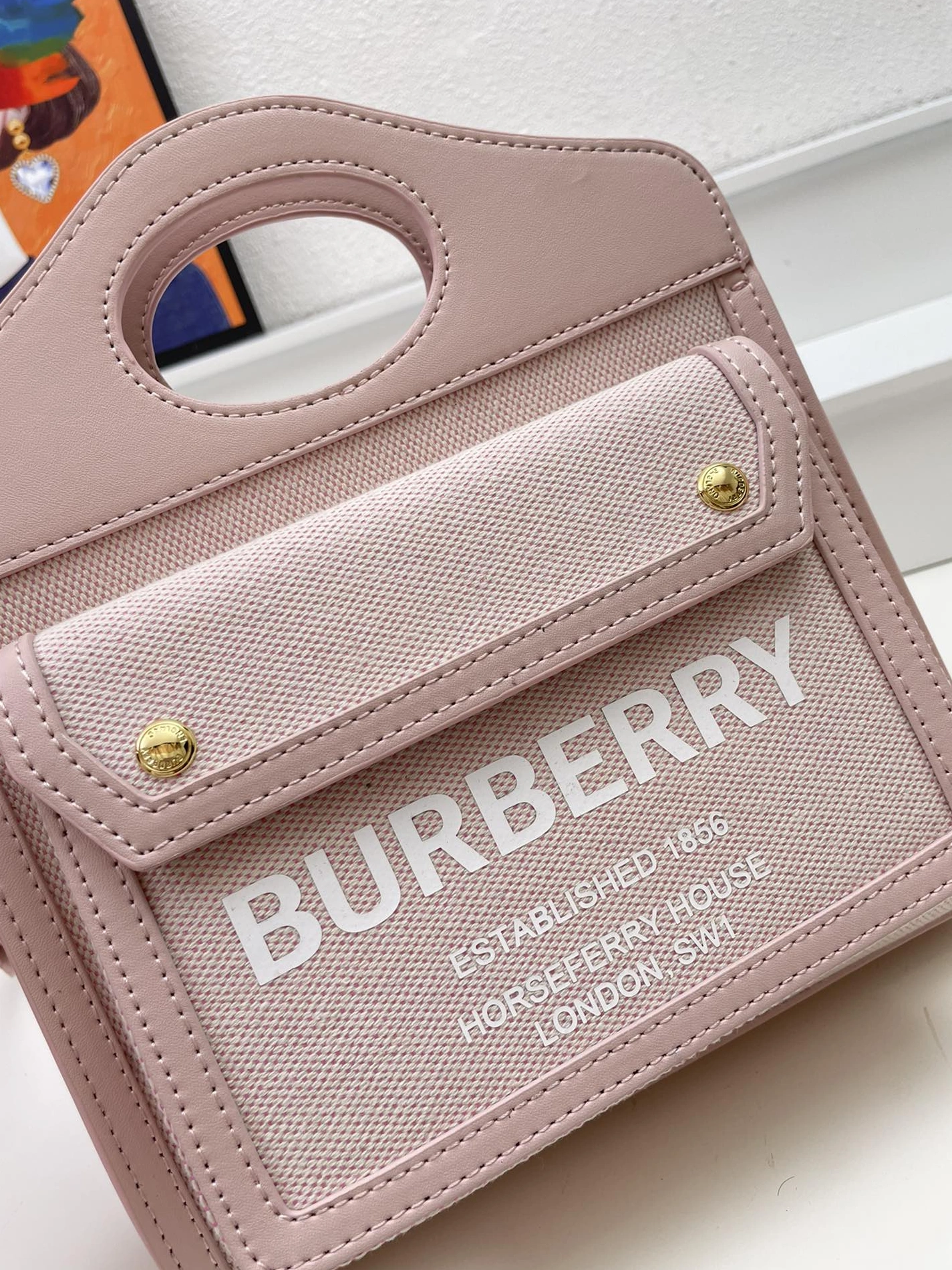 GoAnywhere 8078 Burberry AAA Quality Messenger Bags For Women