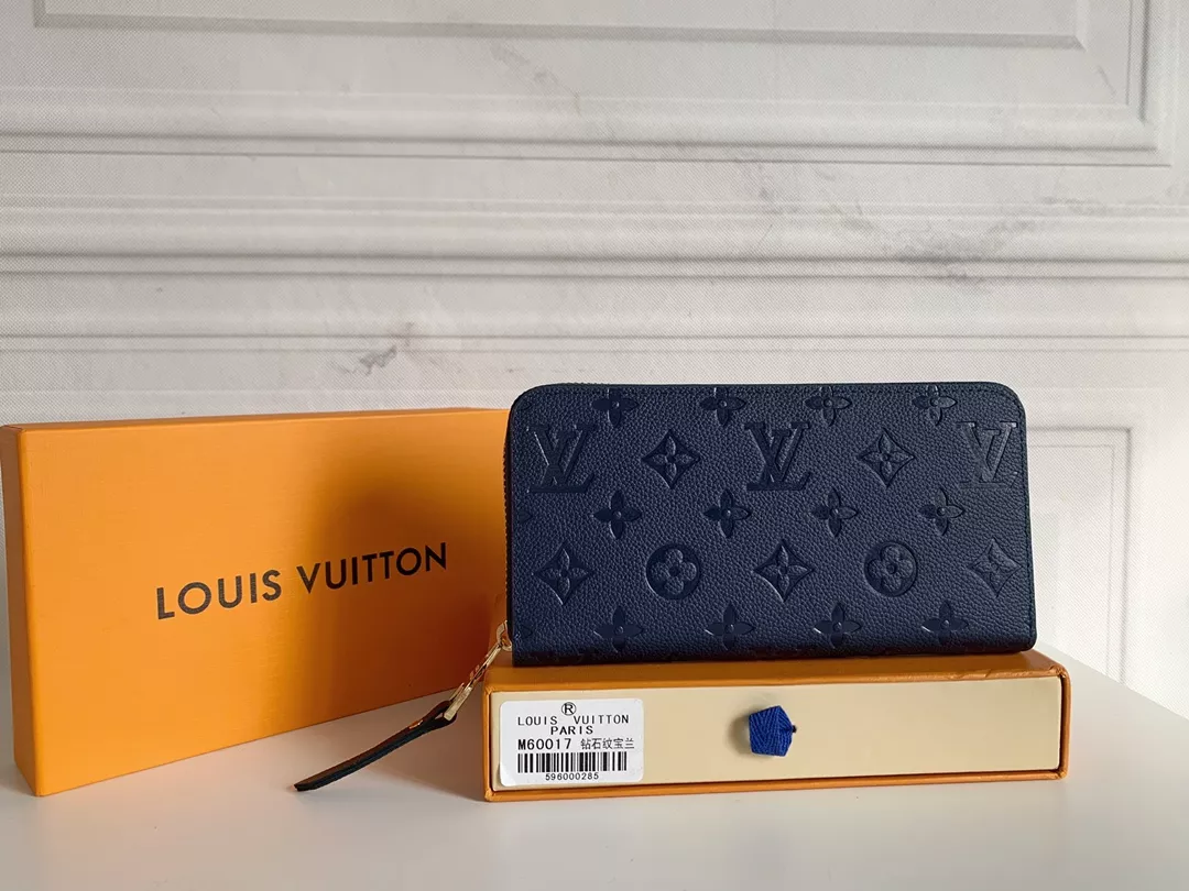 GoAnywhere 8107 Louis Vuitton LV Wallets In Navy