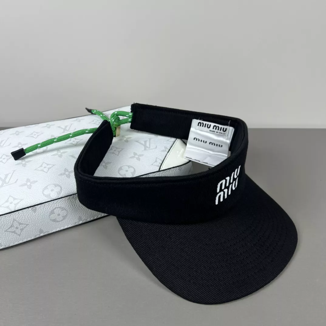 GoAnywhere 8126 MIU MIU Caps