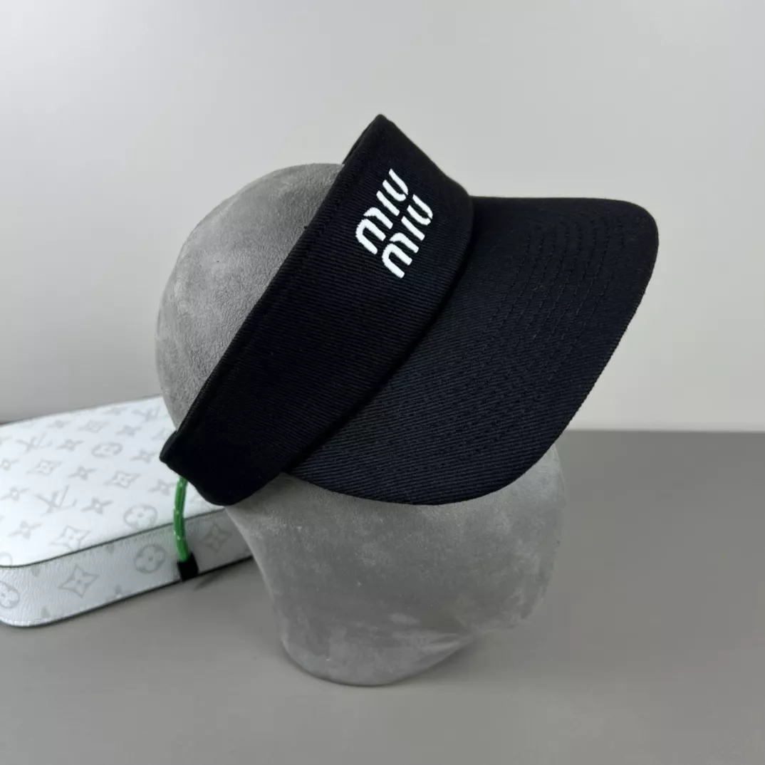 GoAnywhere 8126 MIU MIU Caps