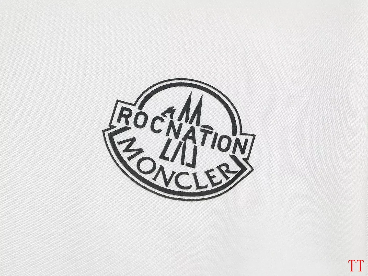 GoAnywhere 8290 Moncler T-Shirts Short Sleeved For Unisex