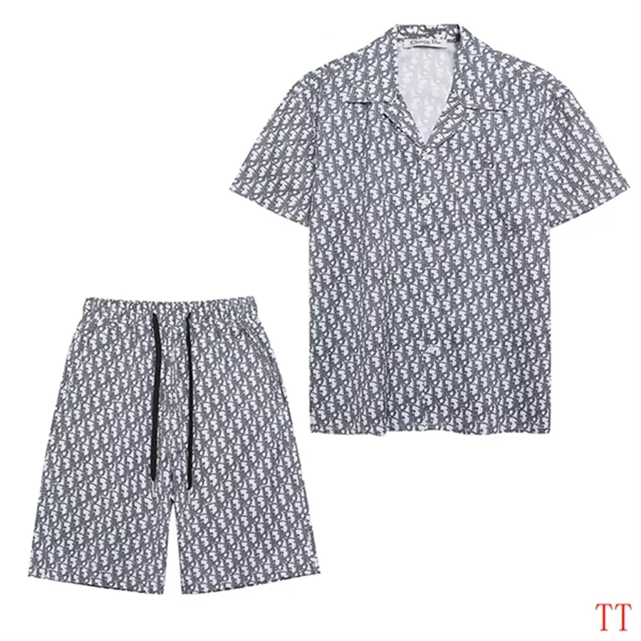 GoAnywhere 8421 Christian Dior Tracksuits Short Sleeved For Men