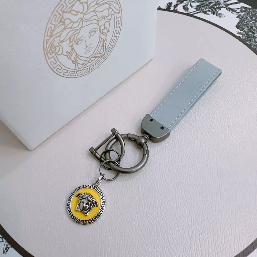 GoAnywhere 8433 Versace Key Holder And Bag Buckle