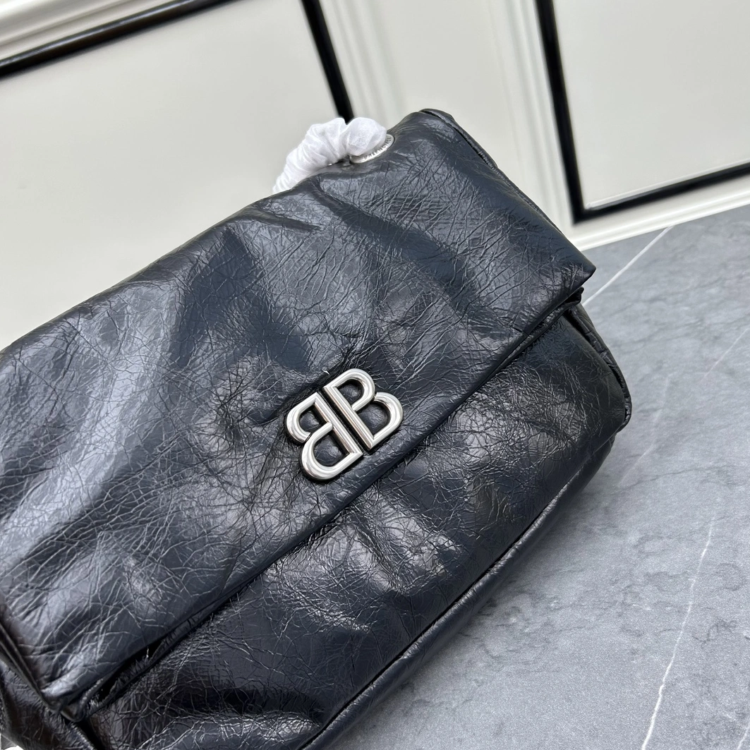 GoAnywhere 8617 Balenciaga AAA Quality Shoulder Bags For Women