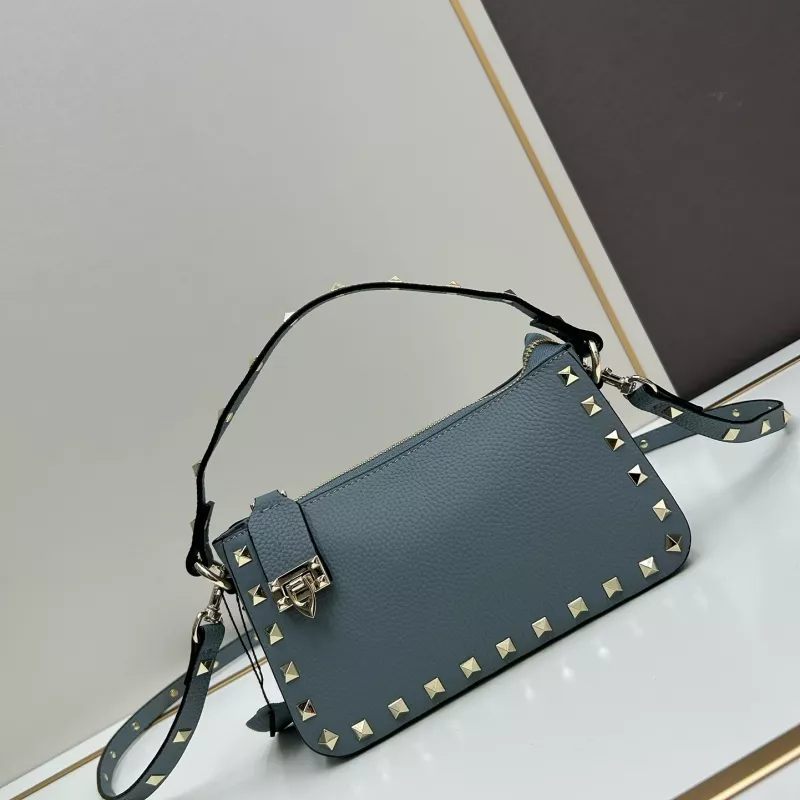 GoAnywhere 8768 Valentino AAA Quality Messenger Bags For Women