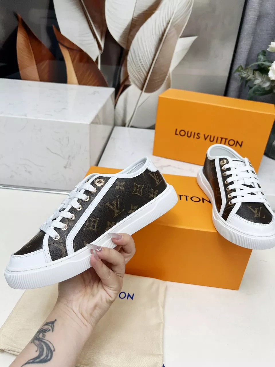 GoAnywhere 8821 Louis Vuitton Casual Shoes For Women