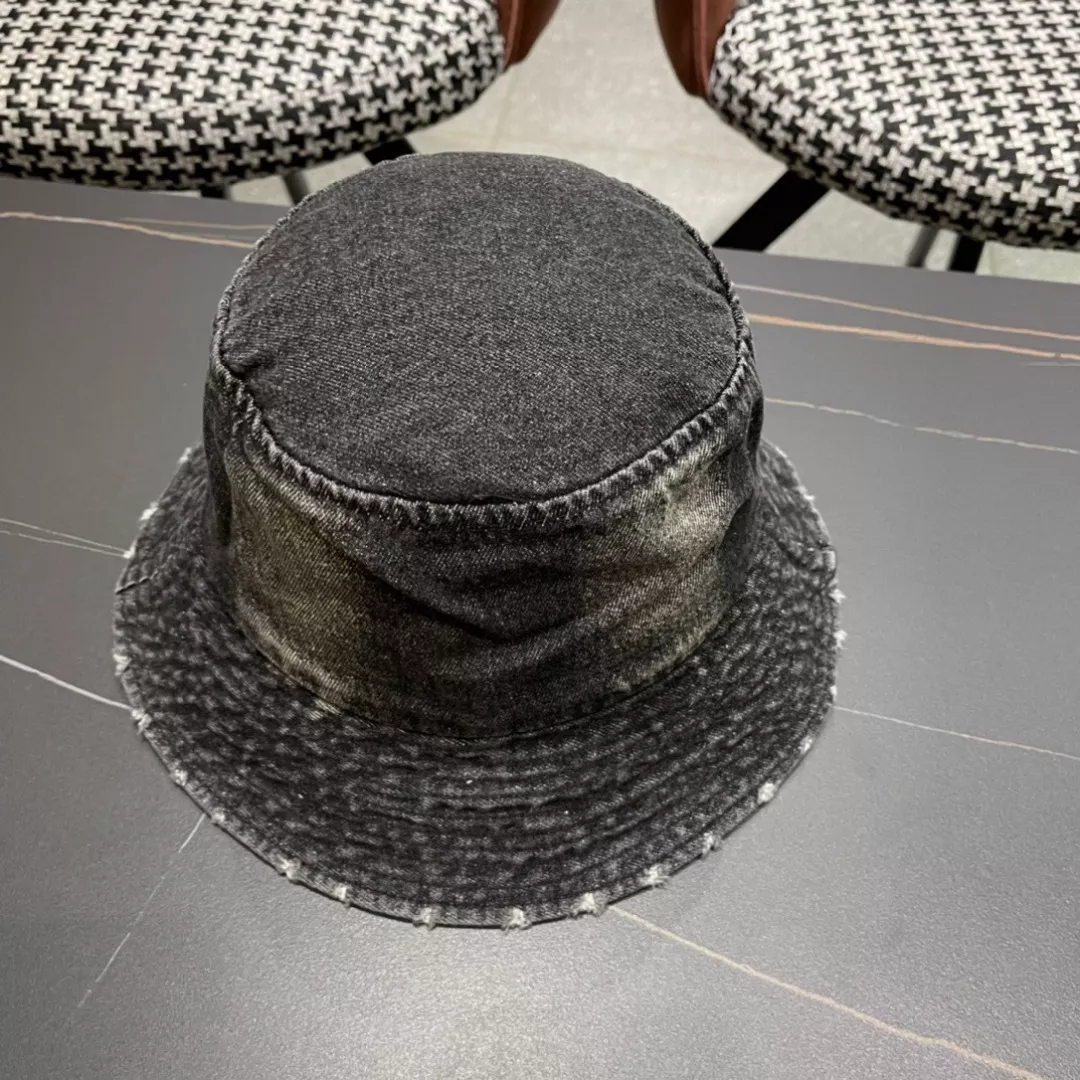 GoAnywhere 8838 Moncler Caps