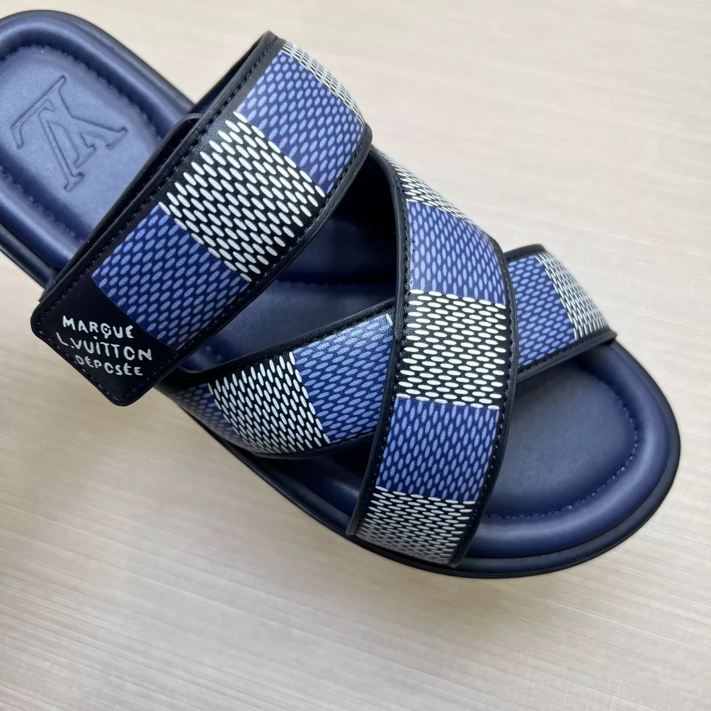 GoAnywhere 887 Louis Vuitton Slippers For Men