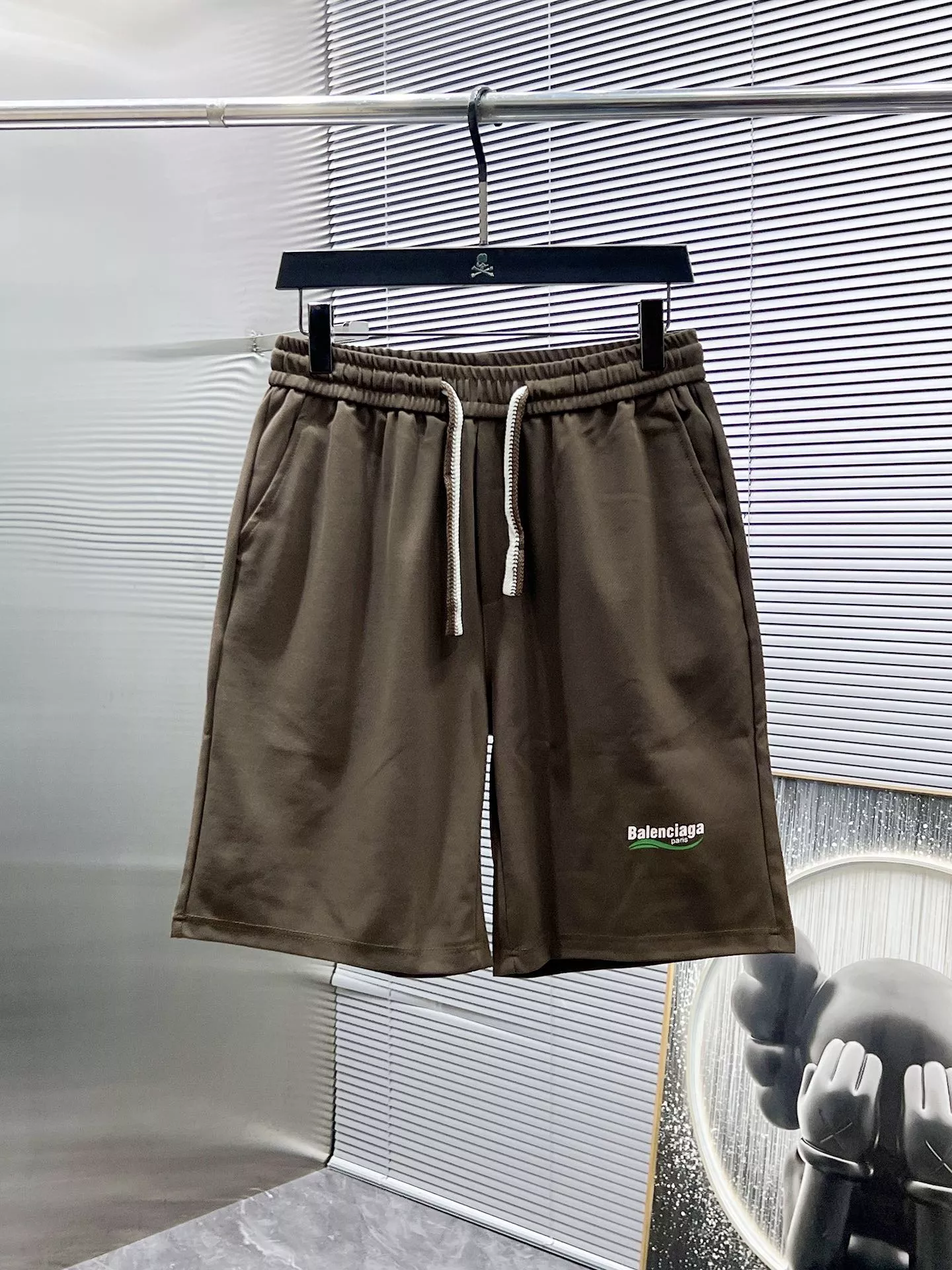 GoAnywhere 8943 Balenciaga Fashion Tracksuits Short Sleeved For Men