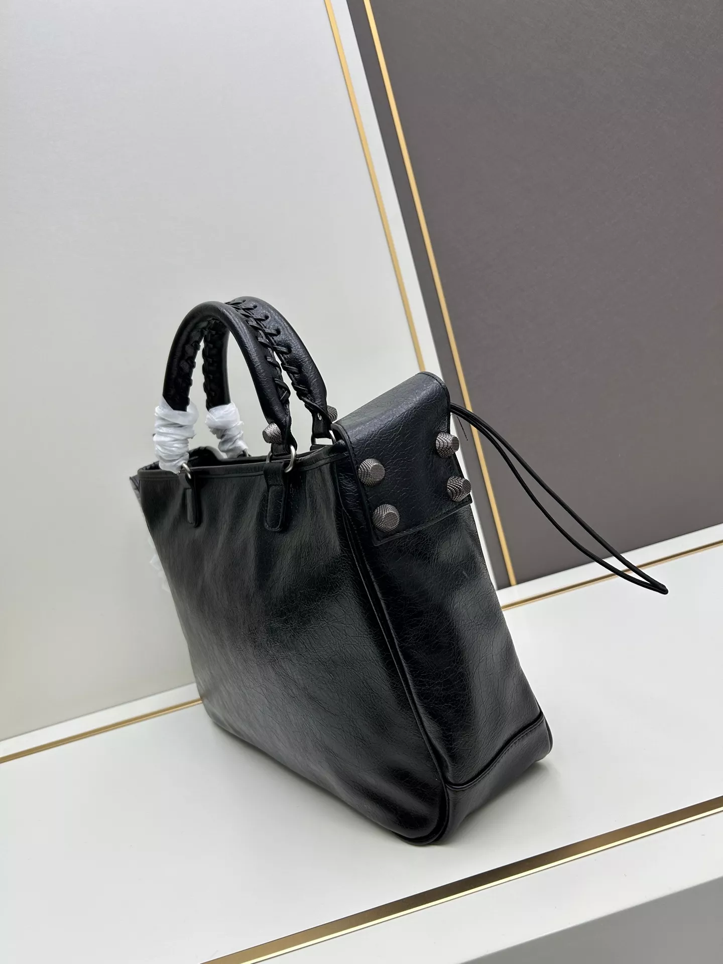 GoAnywhere 9290 Balenciaga AAA Quality Handbags For Women