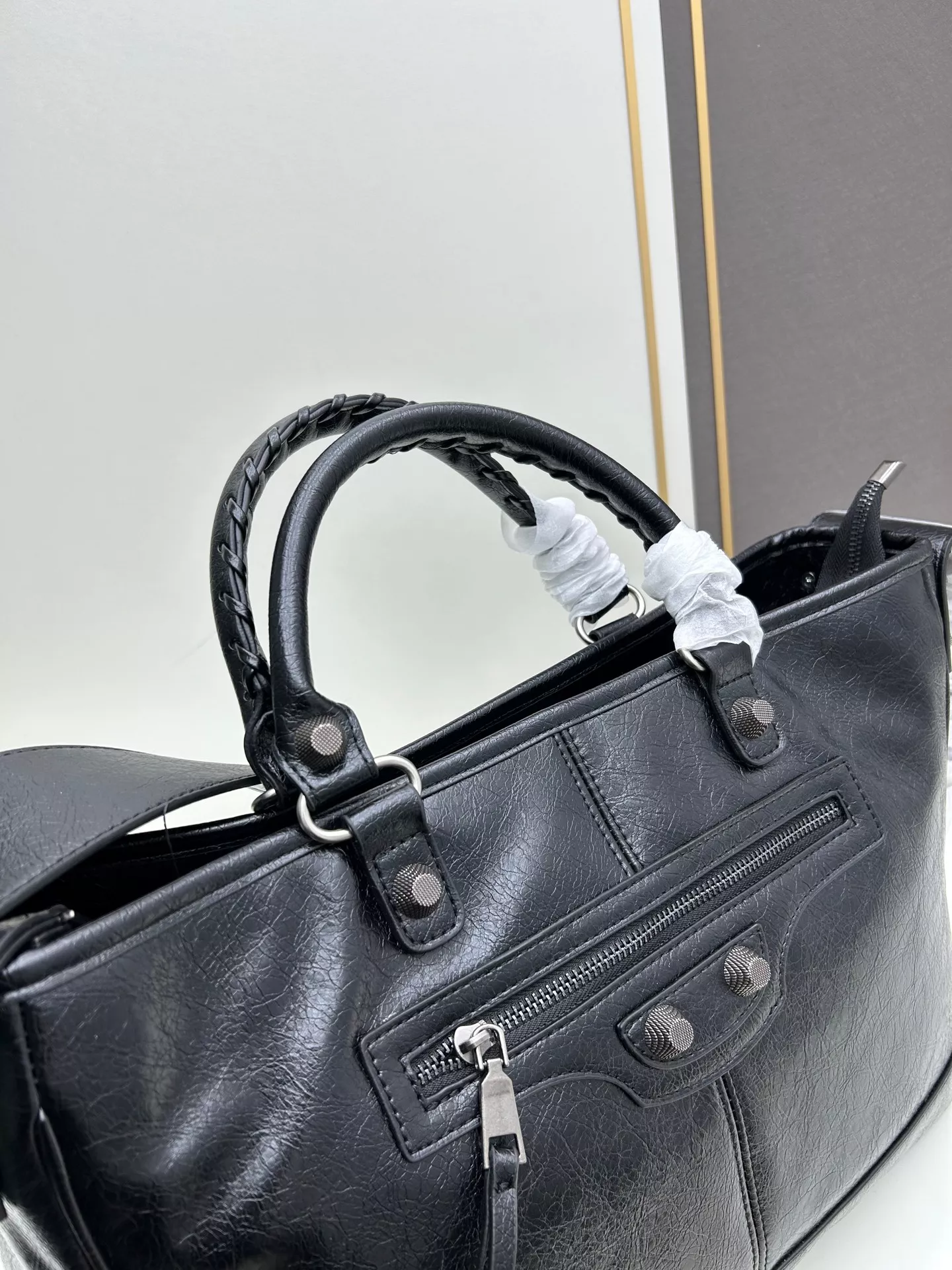 GoAnywhere 9290 Balenciaga AAA Quality Handbags For Women