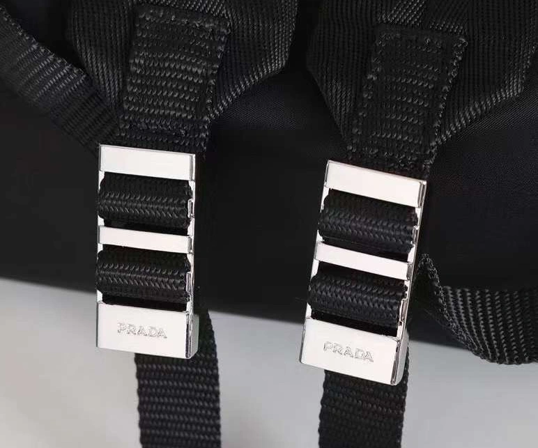 GoAnywhere 9304 Prada AAA Man Backpacks