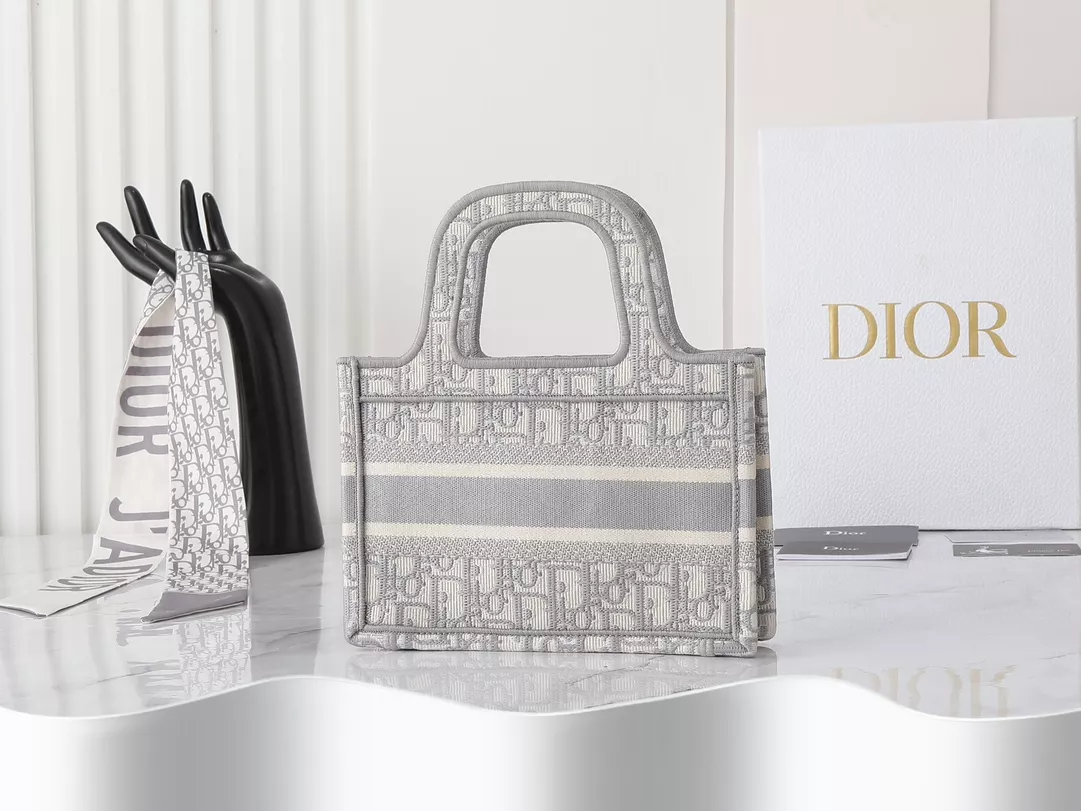 GoAnywhere 9311 Christian Dior AAA Quality Tote-Handbags For Women
