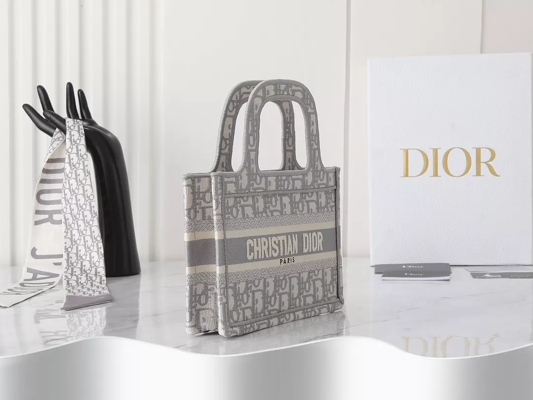 GoAnywhere 9311 Christian Dior AAA Quality Tote-Handbags For Women