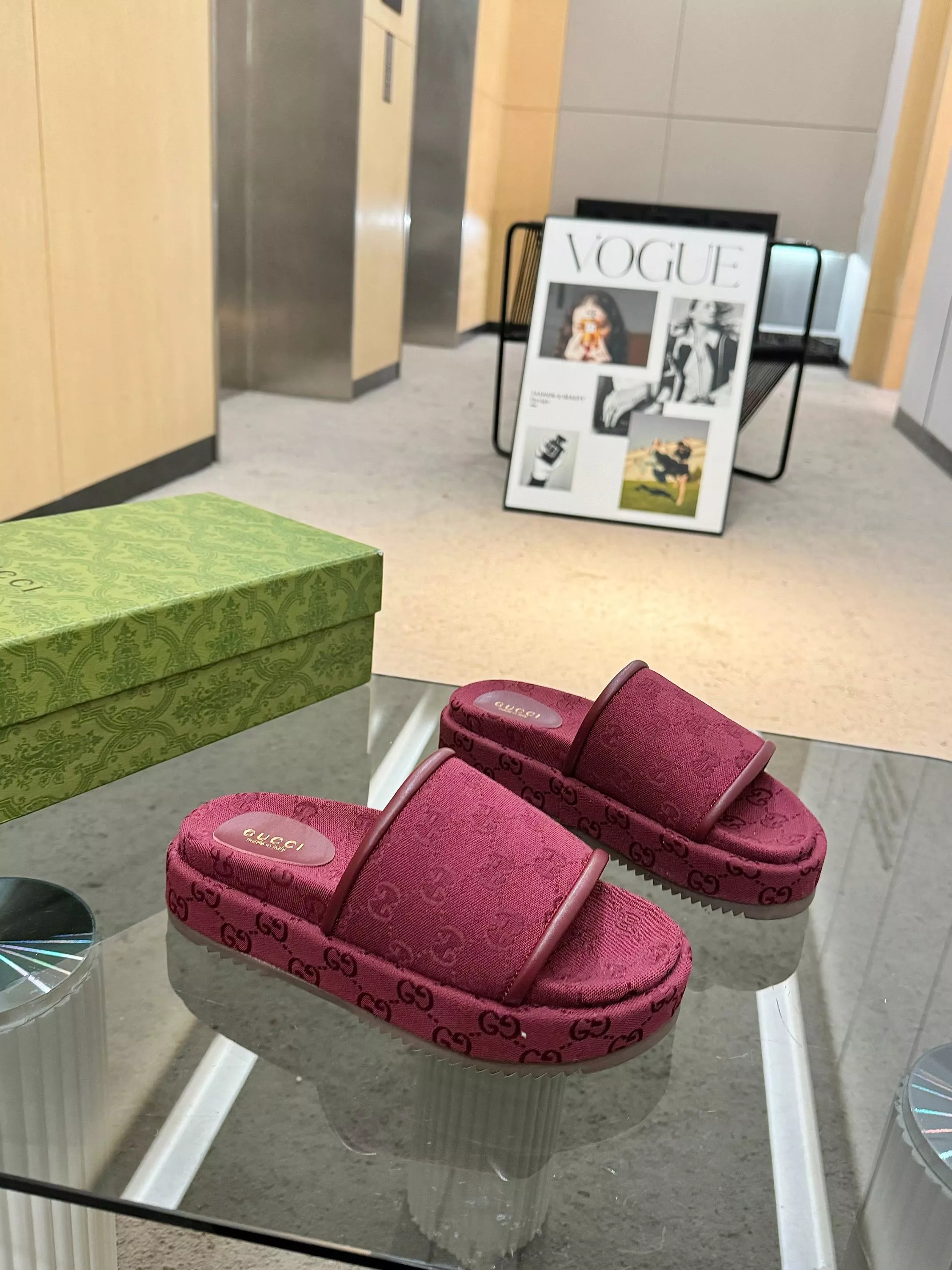 GoAnywhere 9387 Gucci Slippers For Women