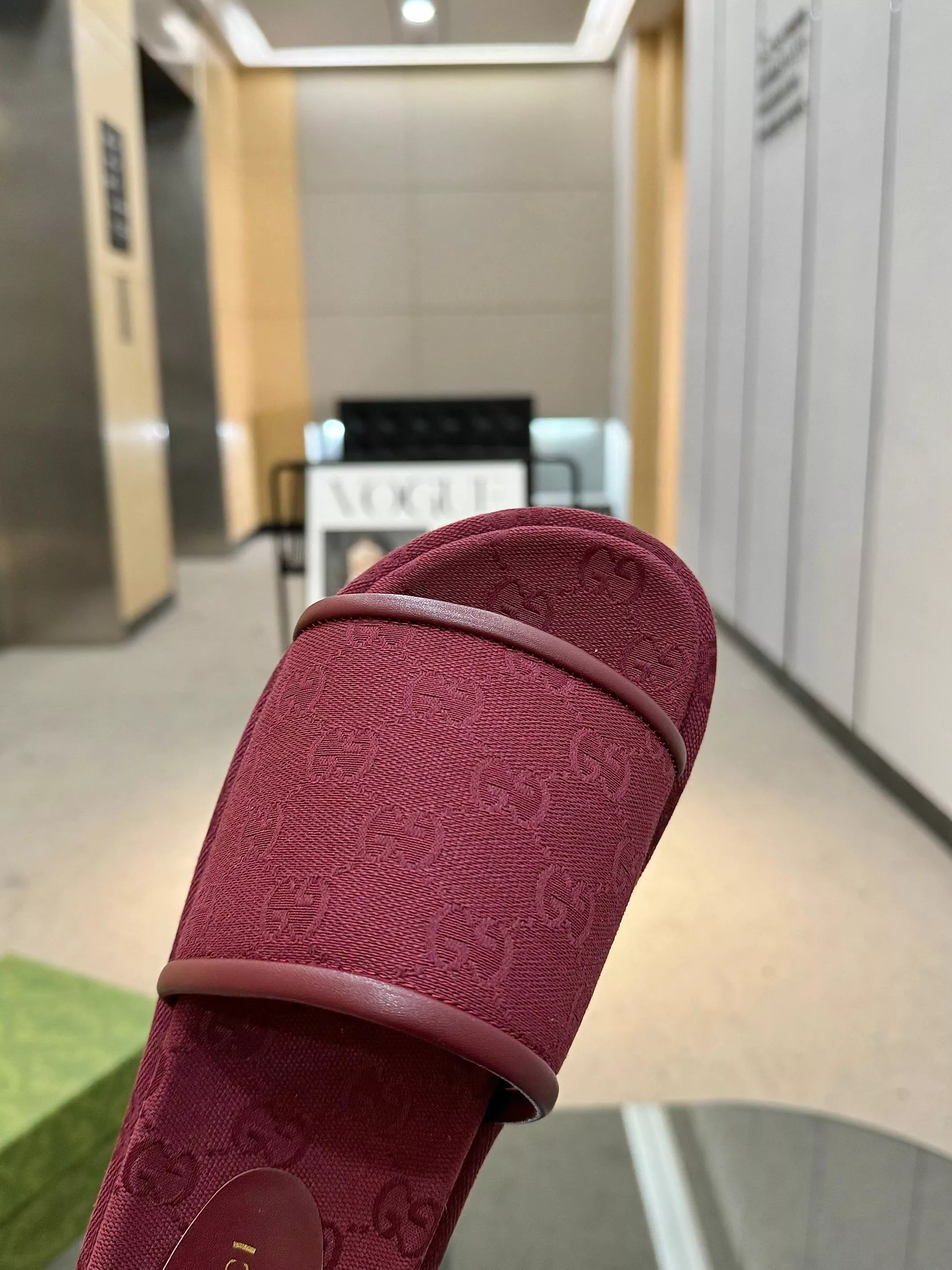 GoAnywhere 9387 Gucci Slippers For Women