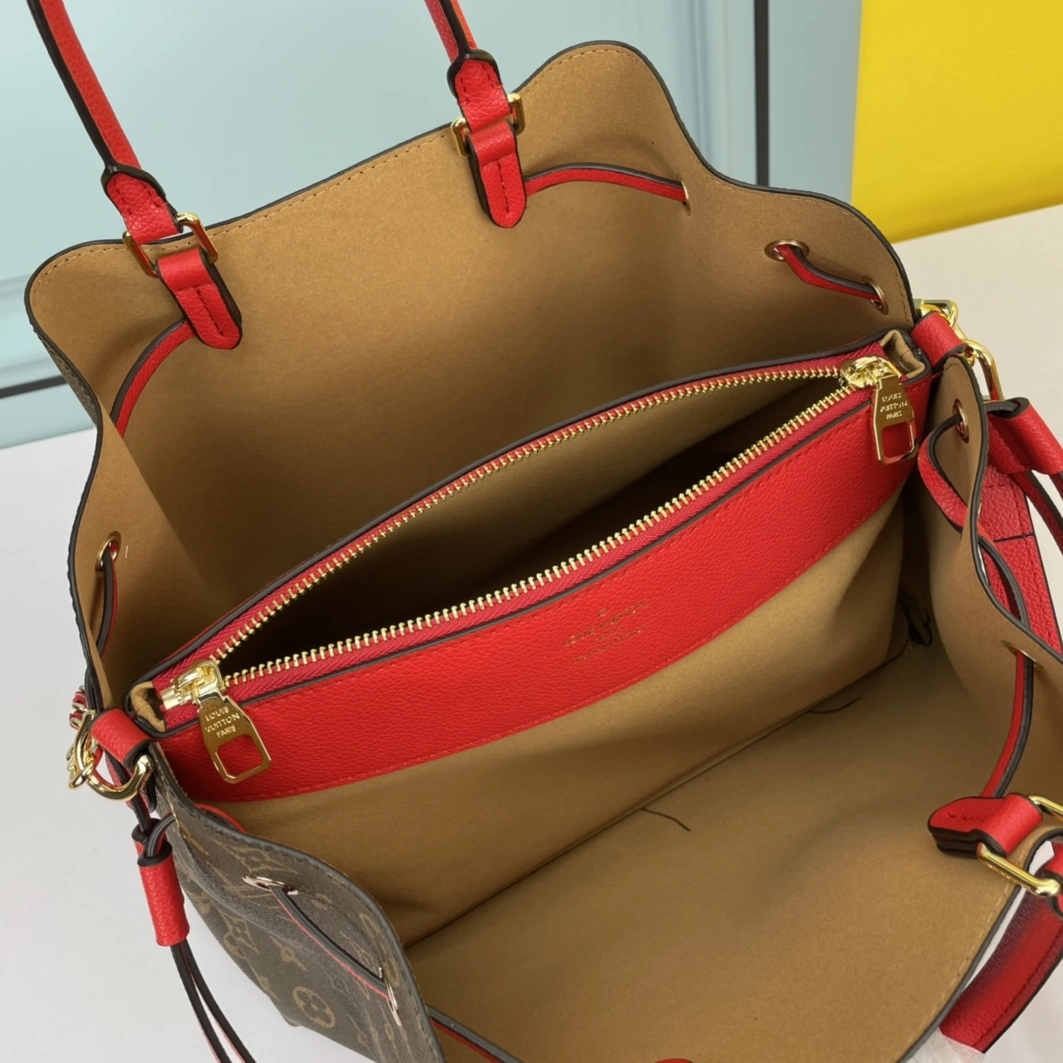 GoAnywhere 9491 Louis Vuitton AAA Quality Handbags For Women