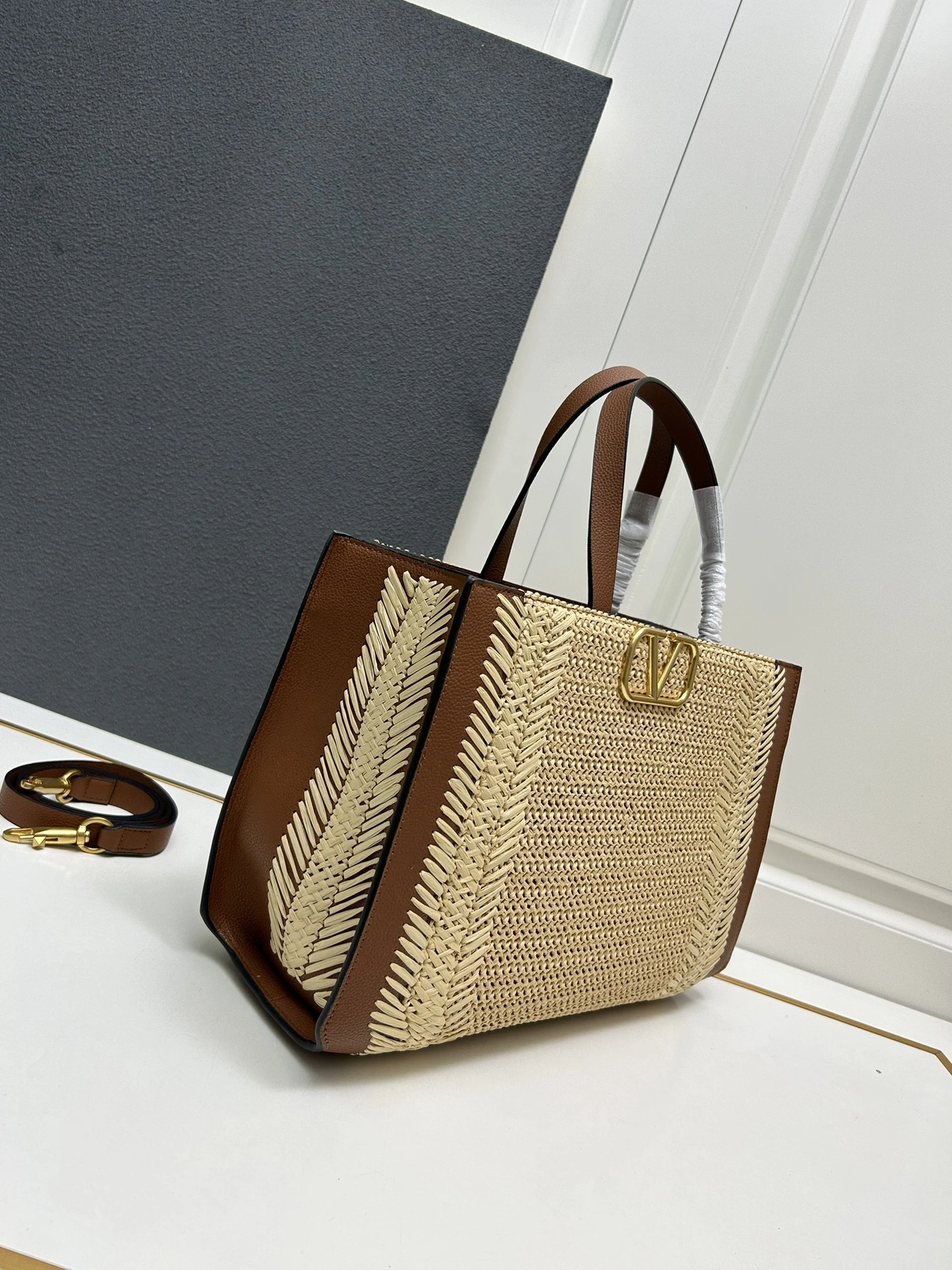 GoAnywhere 9584 Valentino AAA Quality Handbags For Women