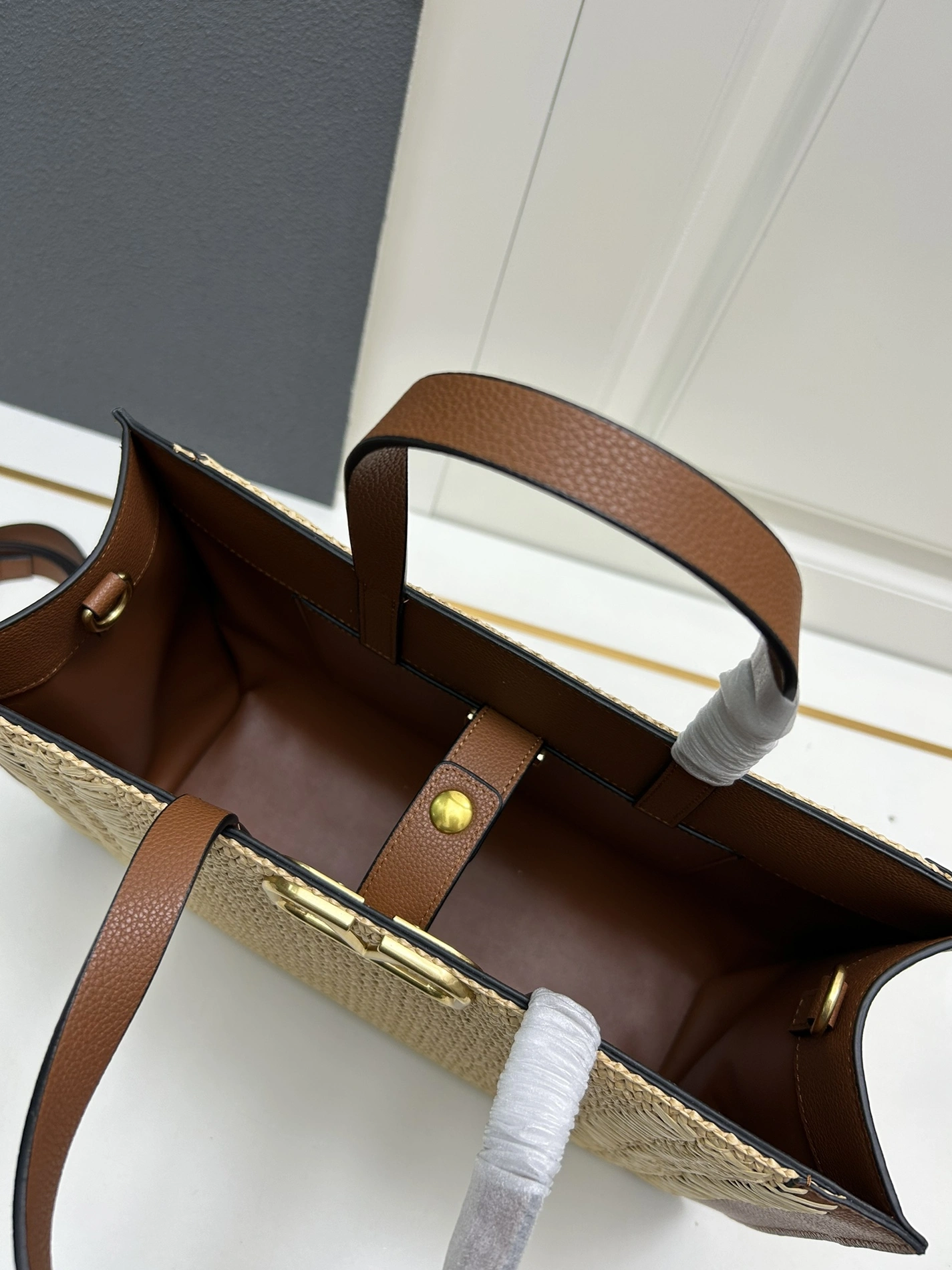 GoAnywhere 9584 Valentino AAA Quality Handbags For Women