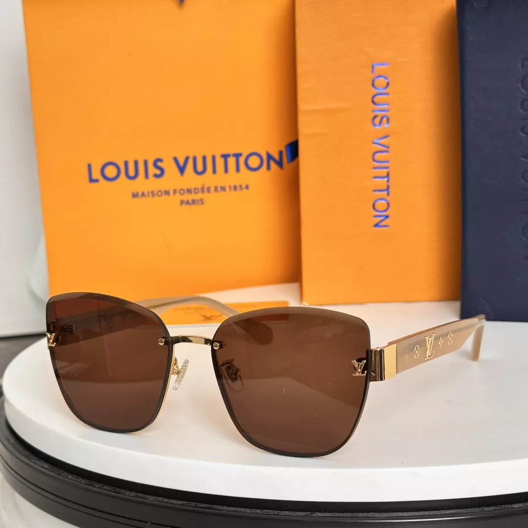 GoAnywhere 9733 Louis Vuitton AAA Quality Sunglasses