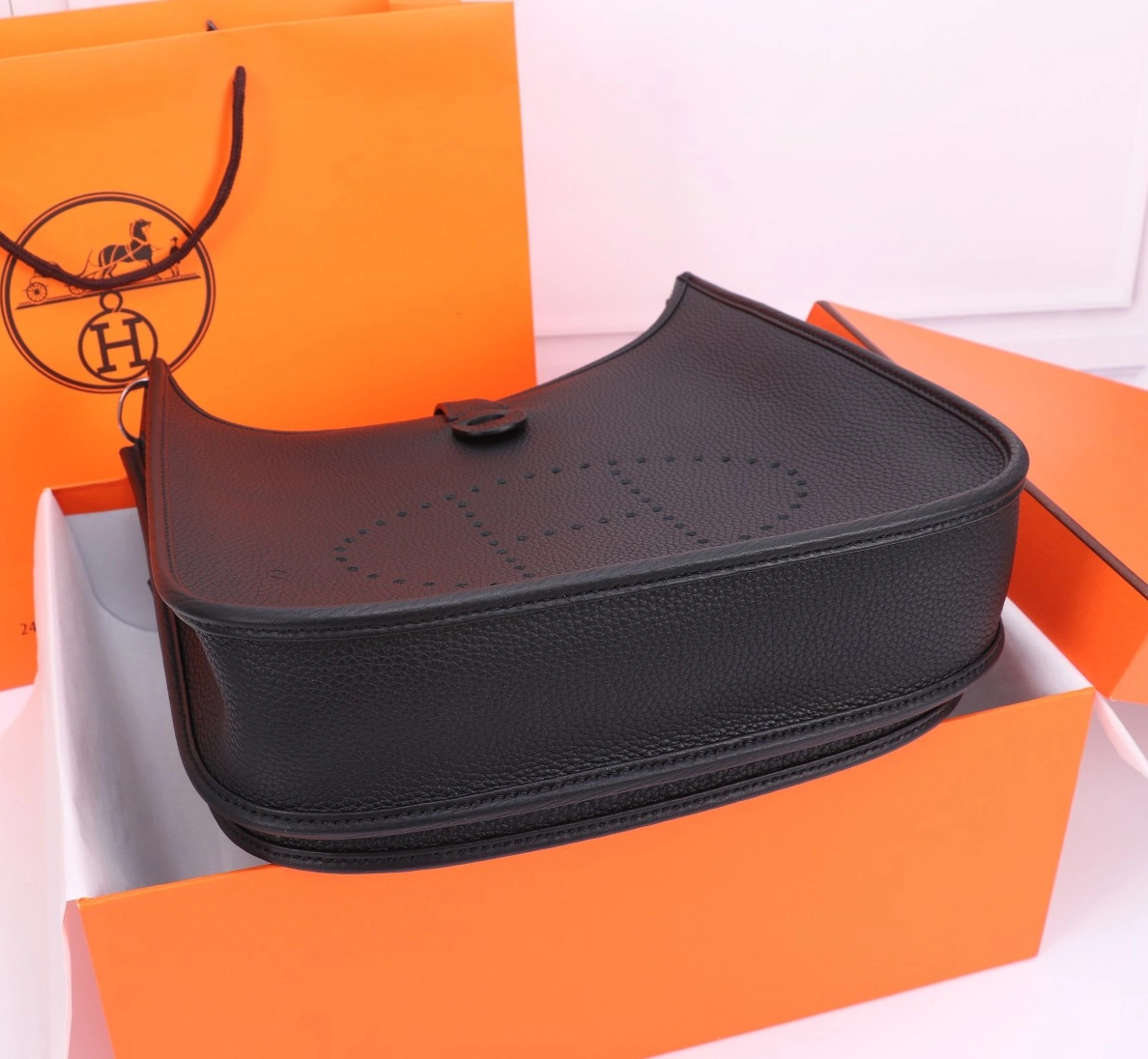 GoAnywhere 9841 Hermes AAA Quality Messenger Bags For Women