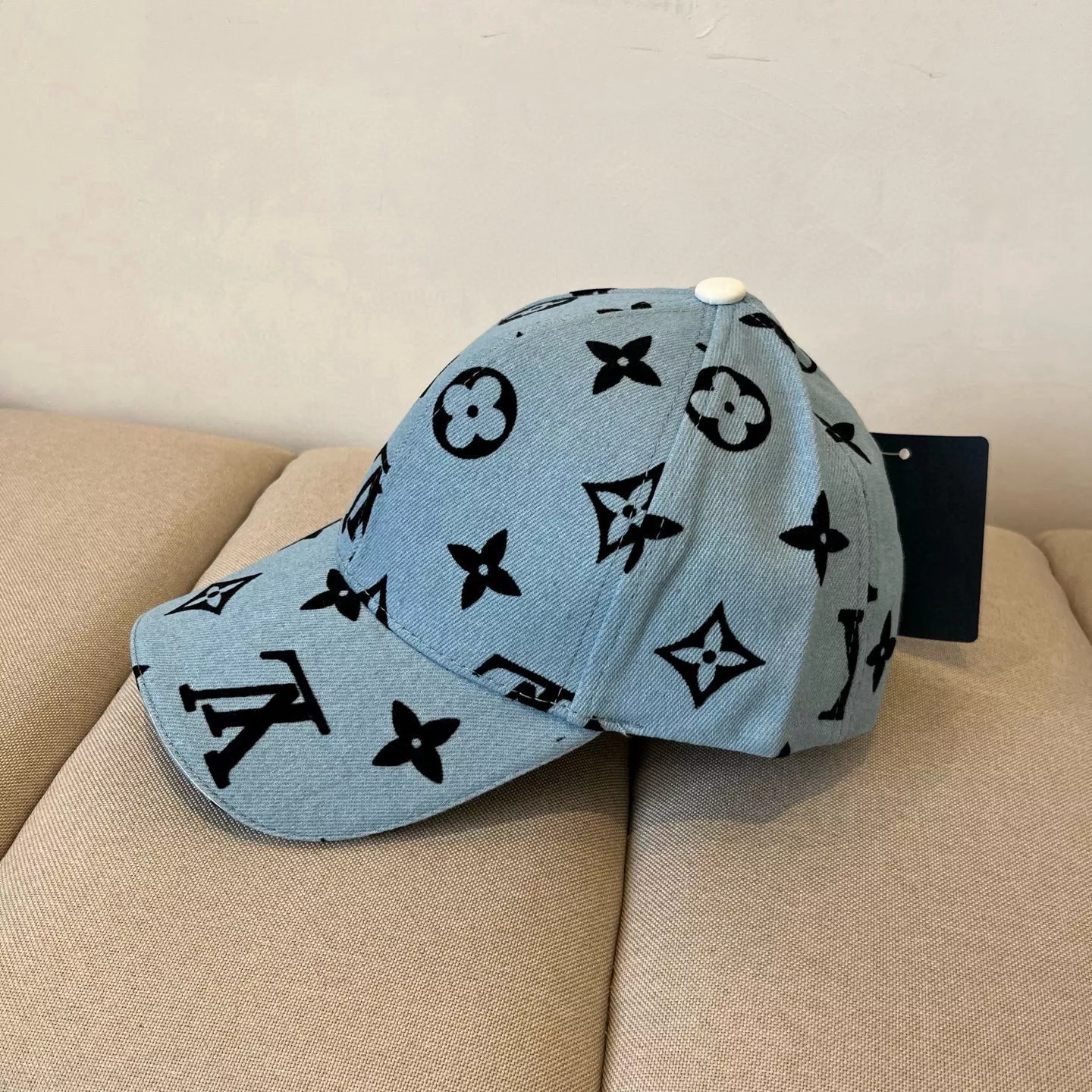 GoAnywhere 9871 Louis Vuitton LV Caps