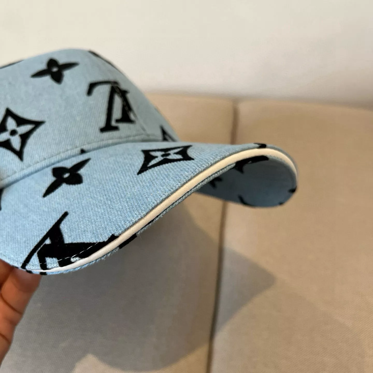 GoAnywhere 9871 Louis Vuitton LV Caps