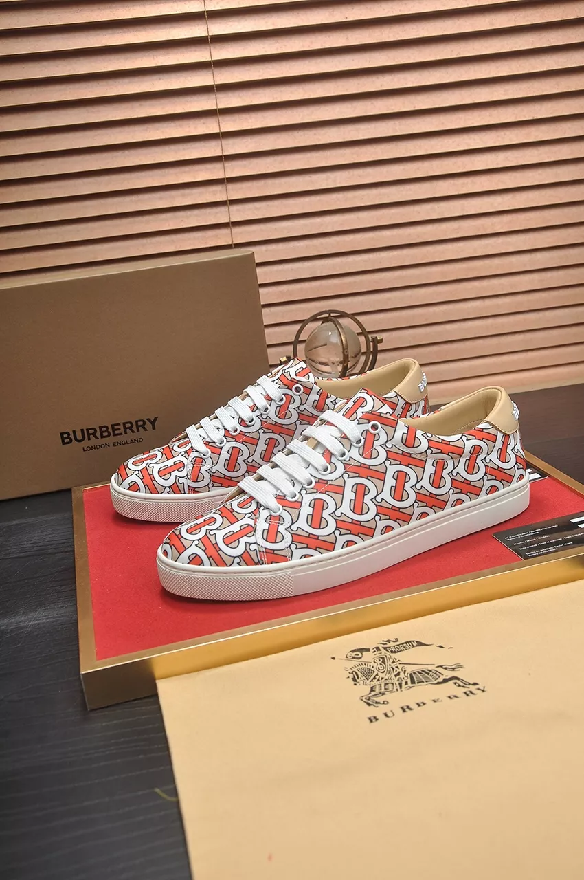 GoAnywhere 9889 Burberry Casual Shoes For Men
