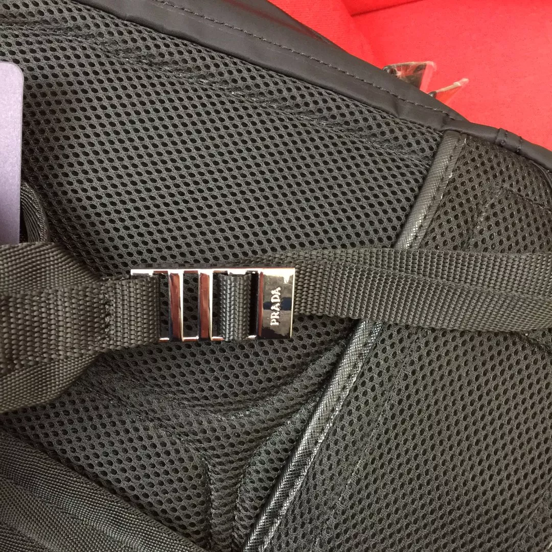 GoodFit 1089 Prada AAA Man Backpacks