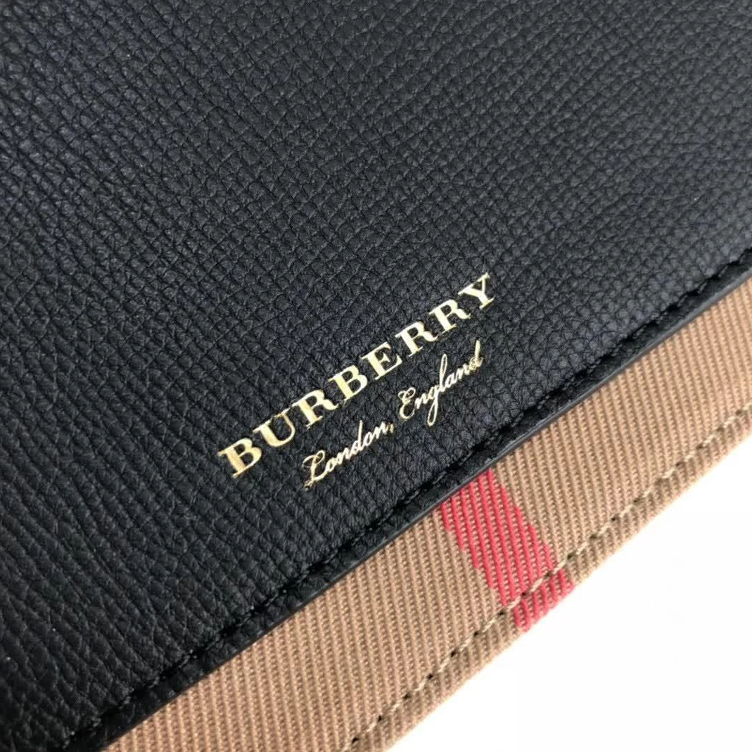 GoodFit 1121 Burberry AAA Quality Messenger Bags For Women