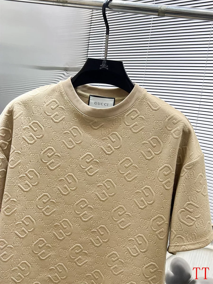 GoodFit 1314 Gucci Tracksuits Short Sleeved For Men