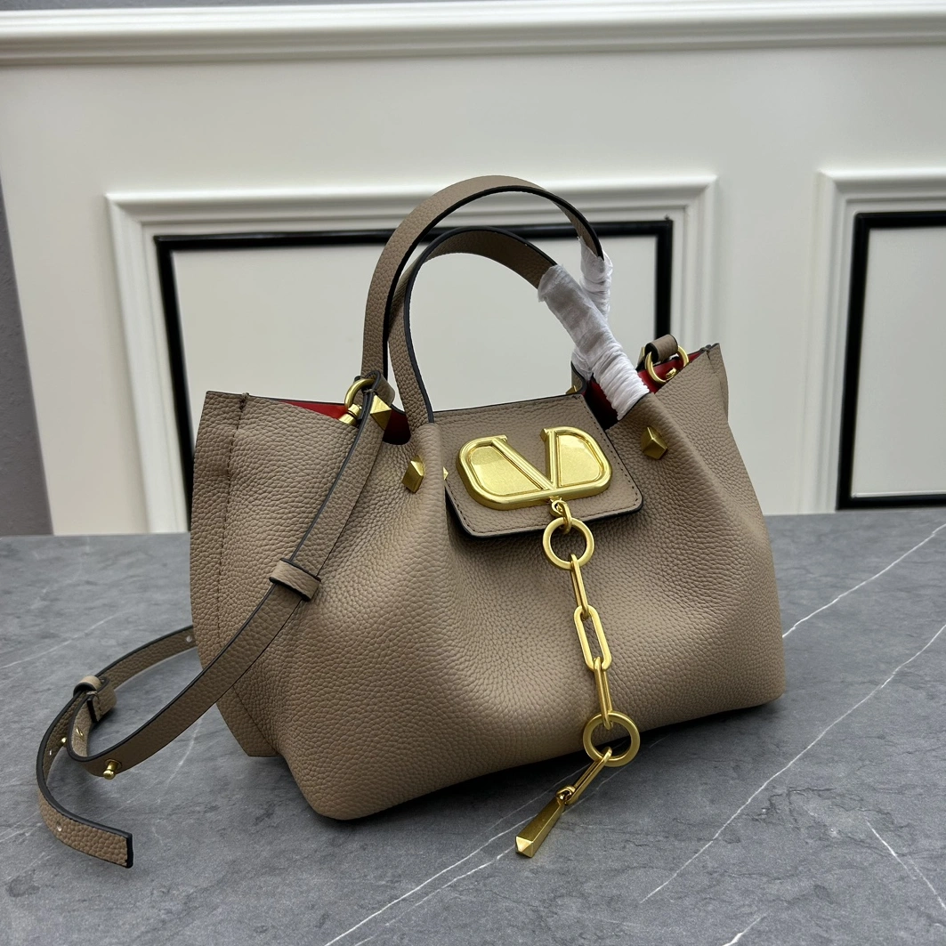 GoodFit 1382 Valentino AAA Quality Handbags For Women