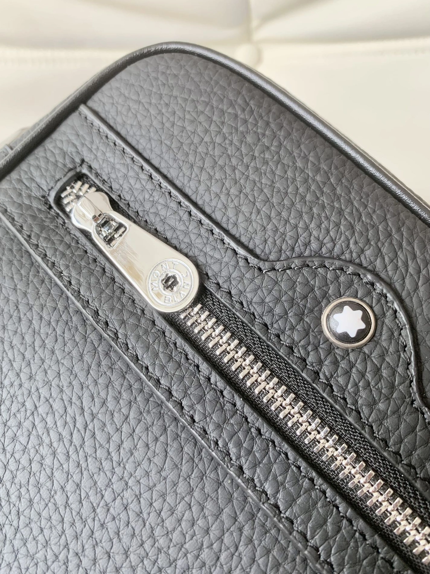 GoodFit 177 Mont Blanc AAA Man Messenger Bags