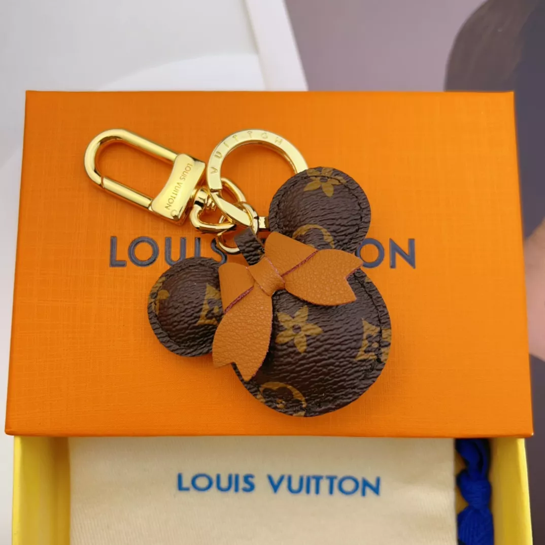 GoodFit 1900 Louis Vuitton LV Key Holder And Bag Buckle